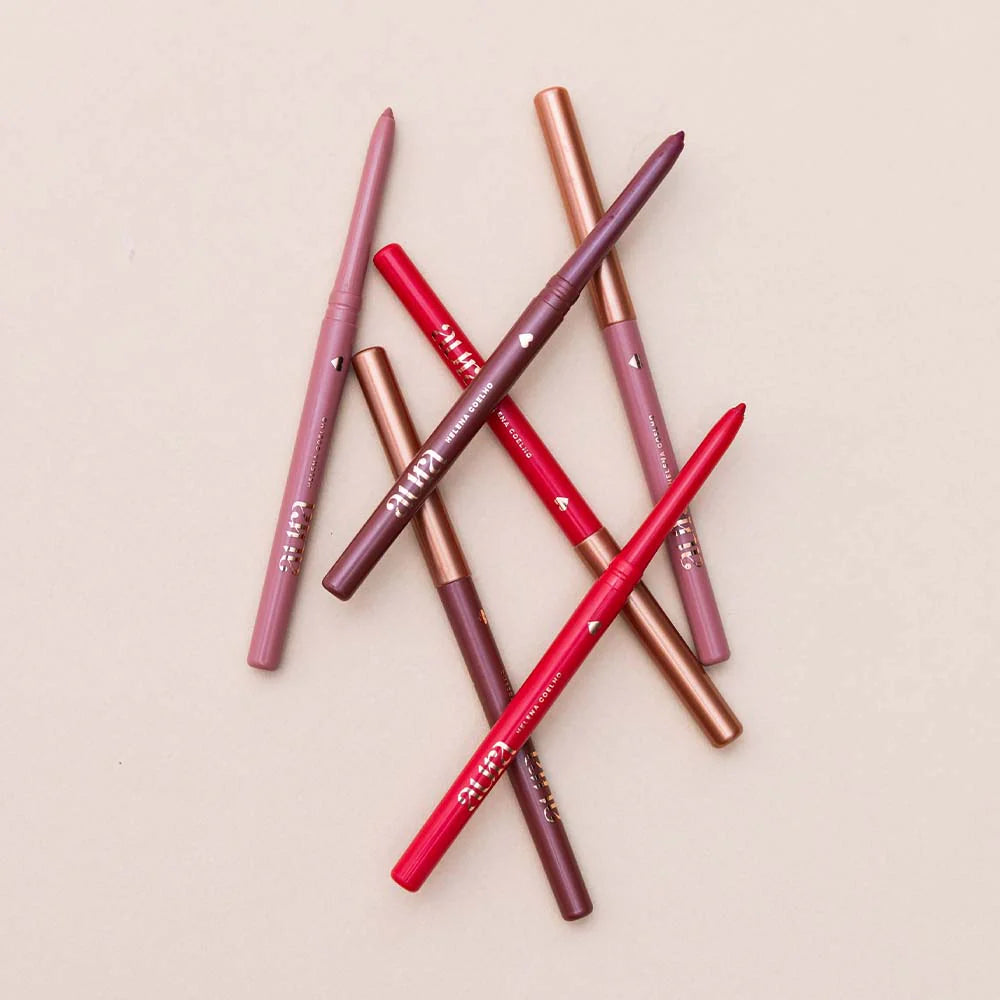 Crayon à Lèvres by Helena Coelho | AURA